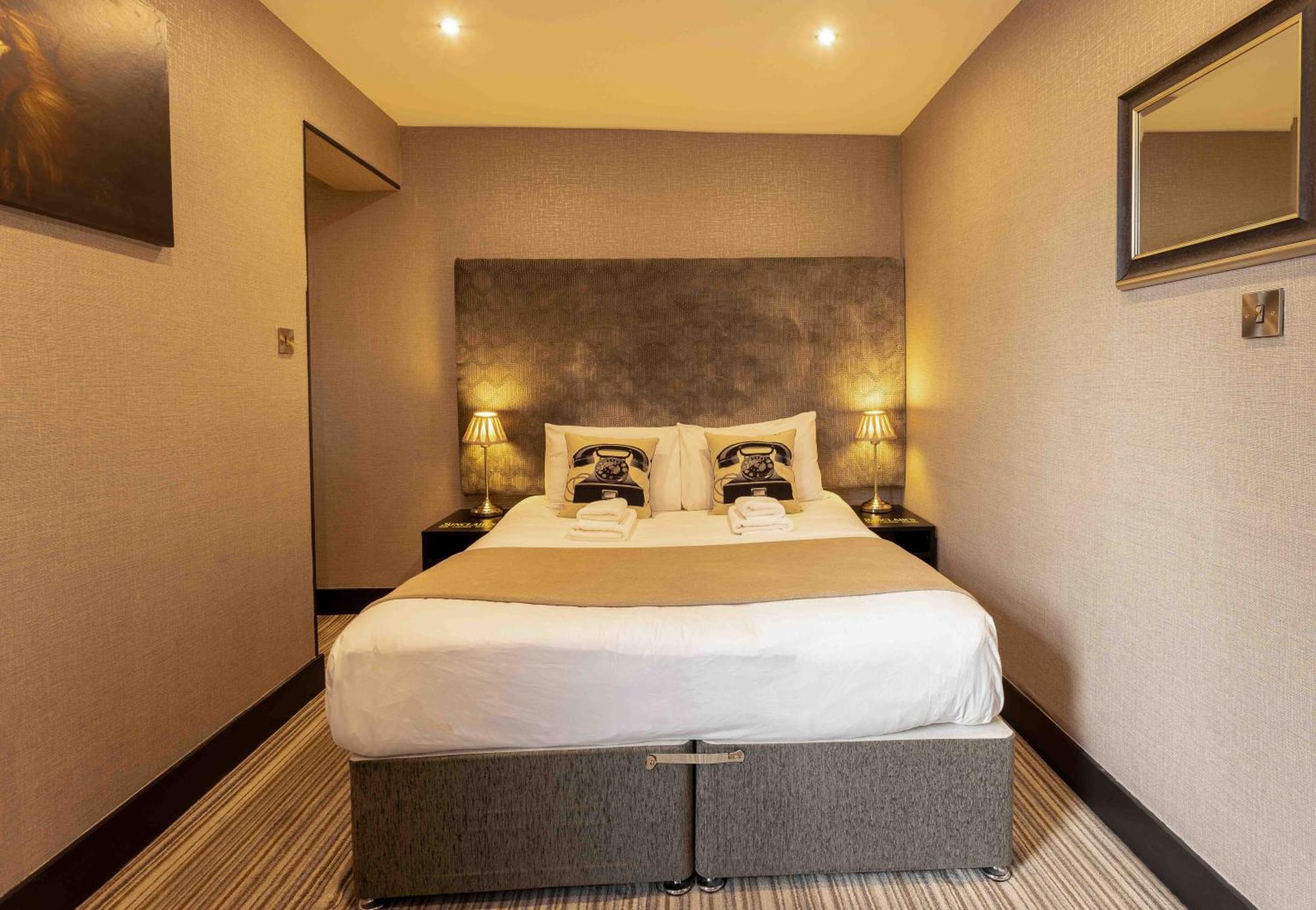Peaky Blinders Accommodation&Bar Southport Exteriér fotografie