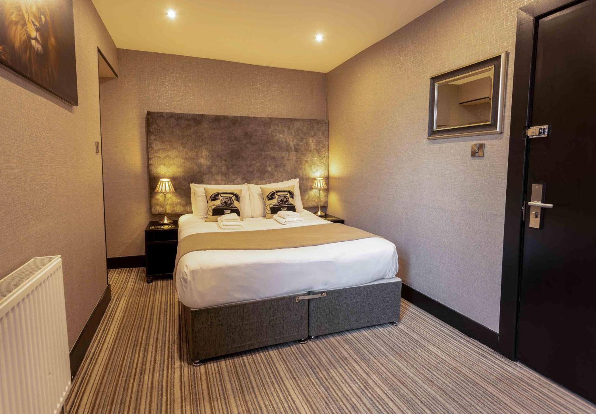 Peaky Blinders Accommodation&Bar Southport Exteriér fotografie